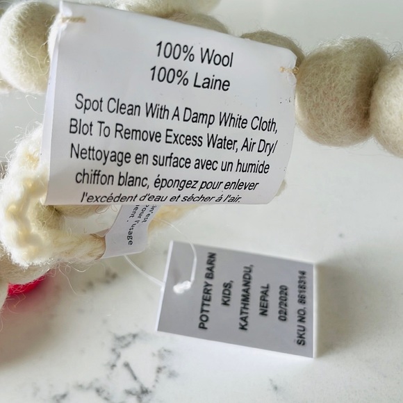 Pottery Barn Kids XOXO Felted Ceiling Mobile - Picture 8 of 9